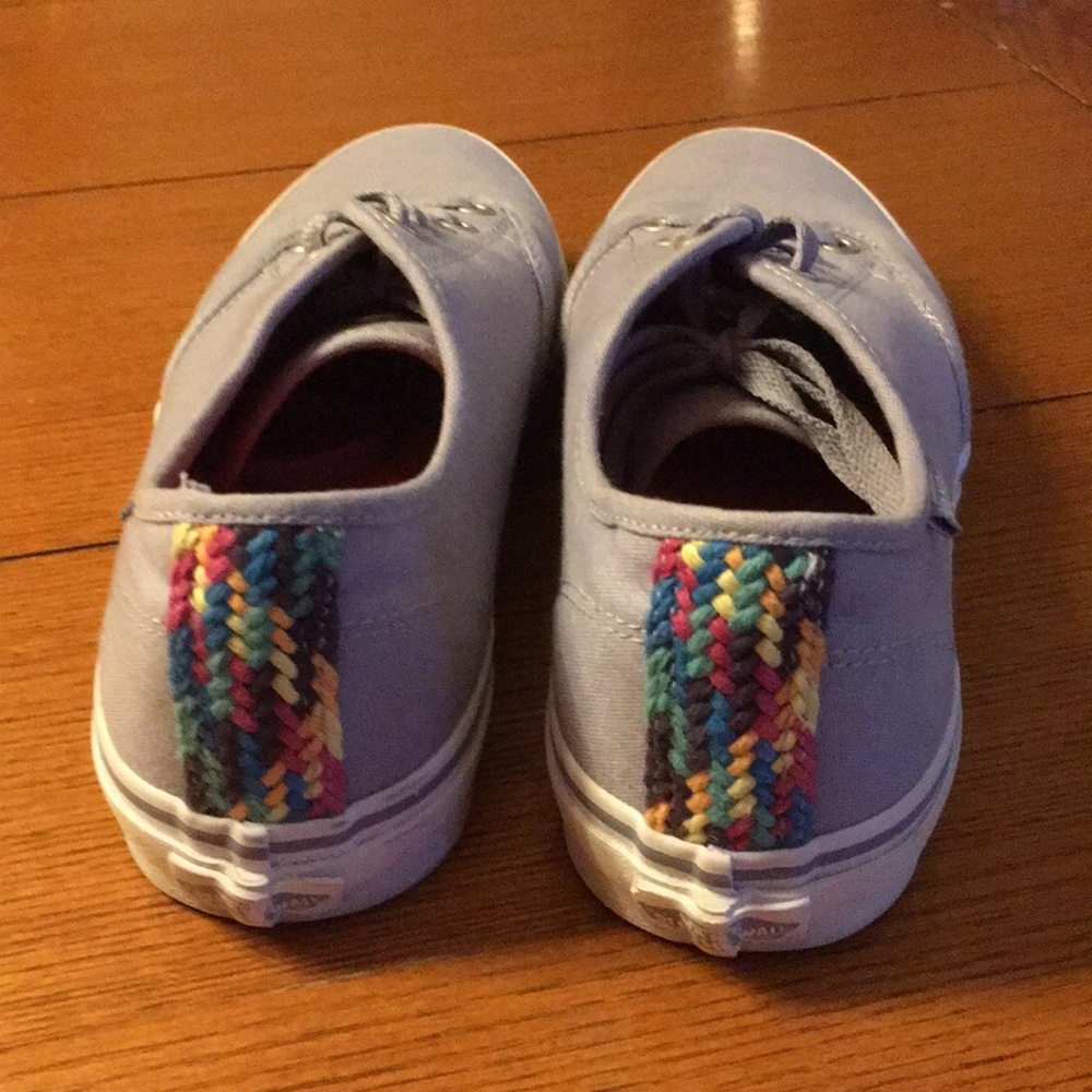 Vans - Picture 2 of 4